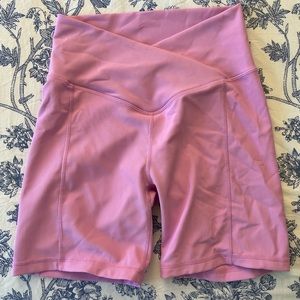 WILO light pink biker shorts